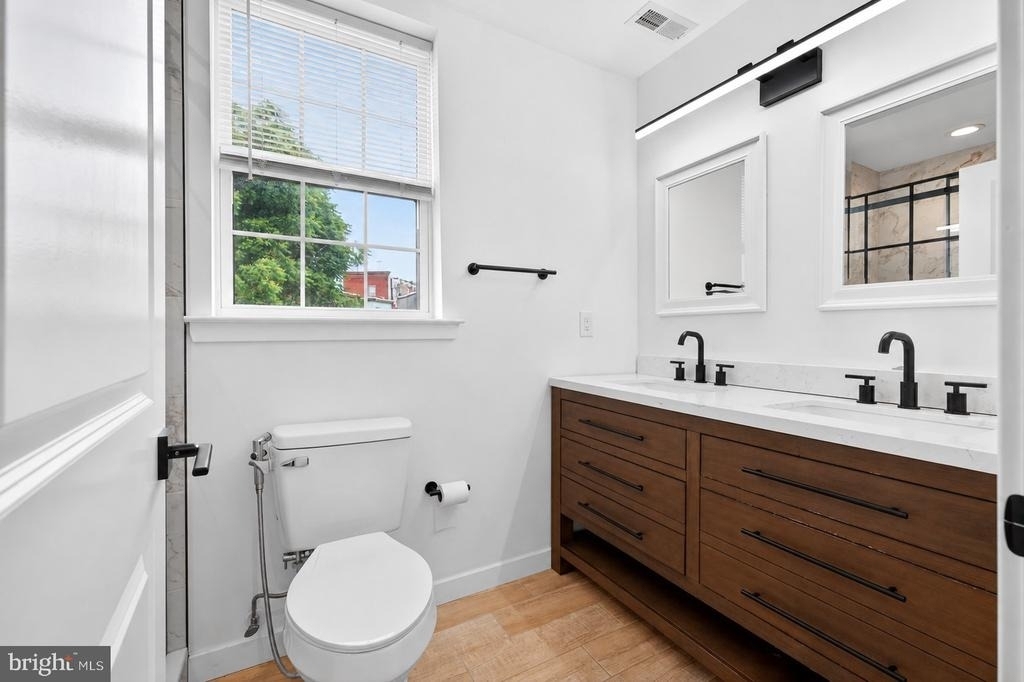 1870 N Marston Street - Photo 6