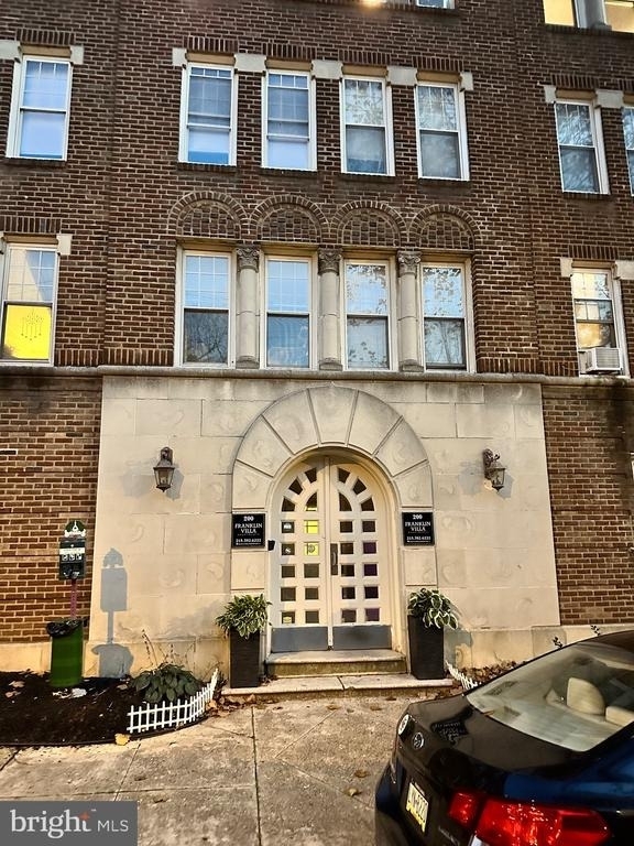 200-205 W Sedgwick Street - Photo 4