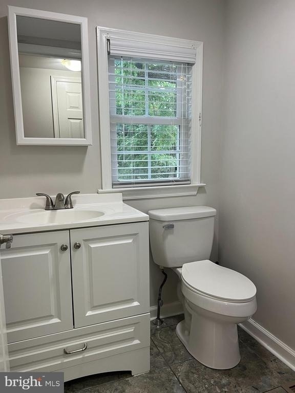 39 Van Leer Avenue - Photo 21