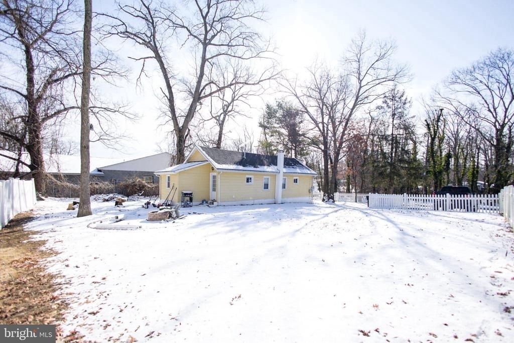 244 Nelson Avenue - Photo 4