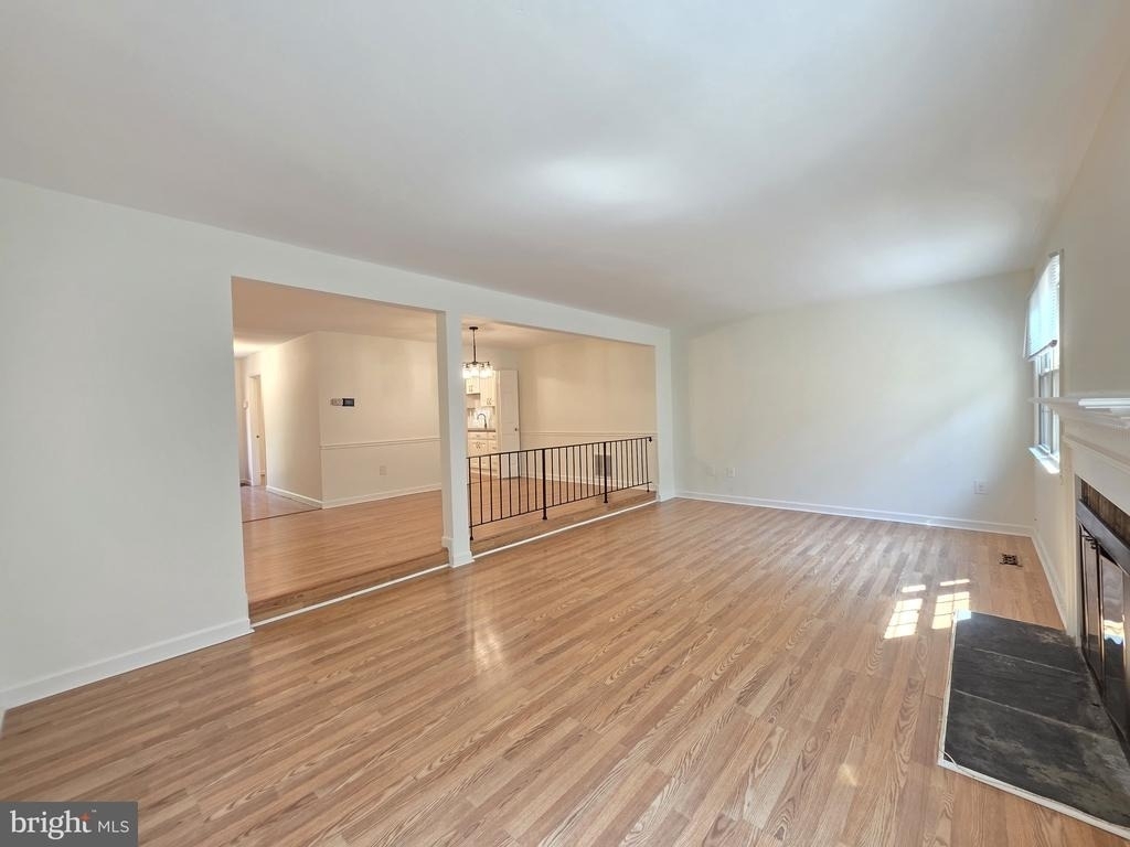 5814 Tudor Lane - Photo 9