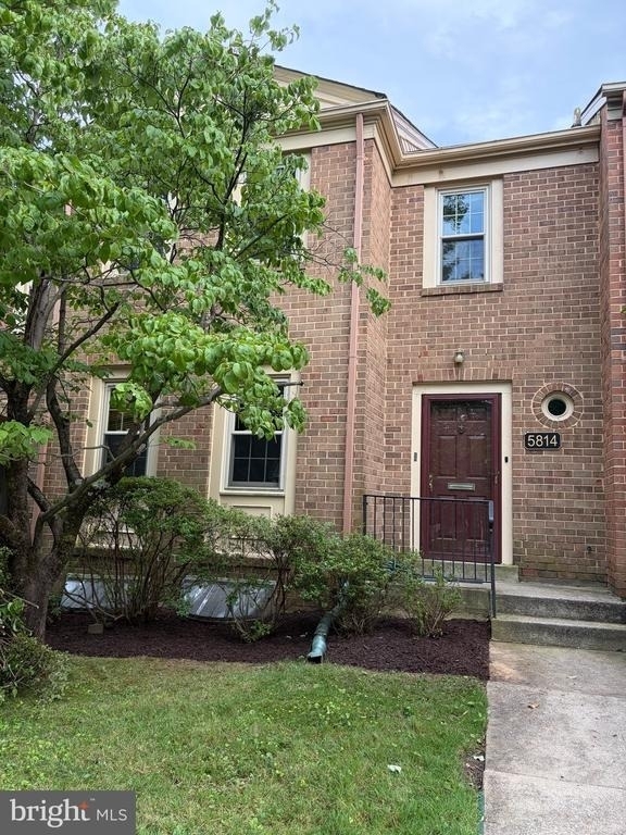 5814 Tudor Lane - Photo 0