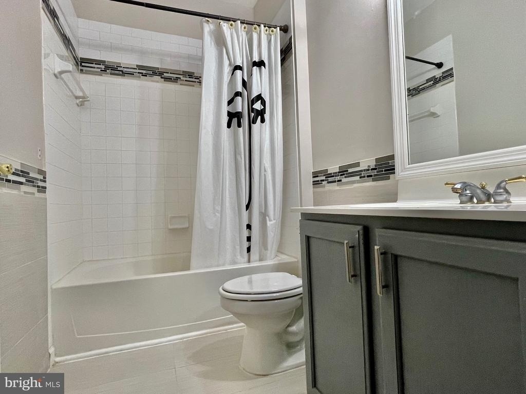 12402 Falconbridge Drive - Photo 11