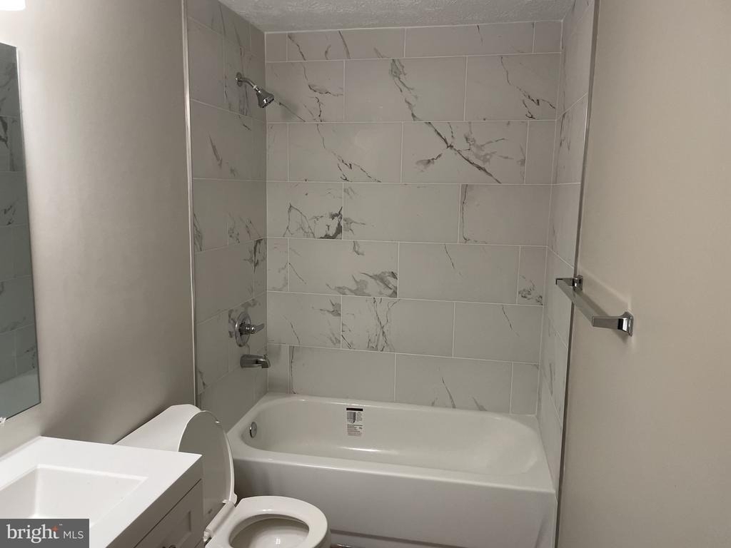 9412 Chippenham Drive - Photo 6