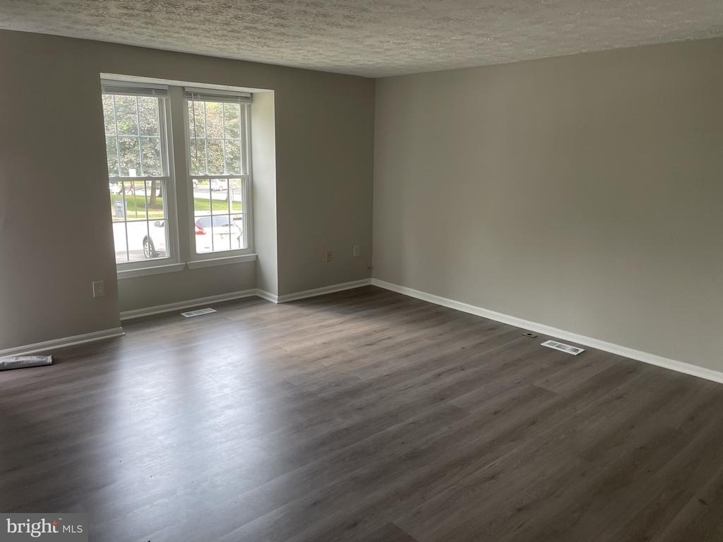 9412 Chippenham Drive - Photo 5