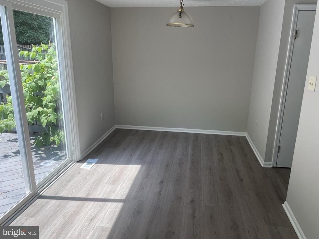 9412 Chippenham Drive - Photo 3