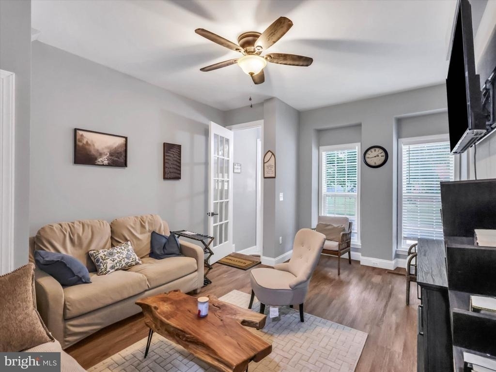 555 Presstman Street - Photo 8