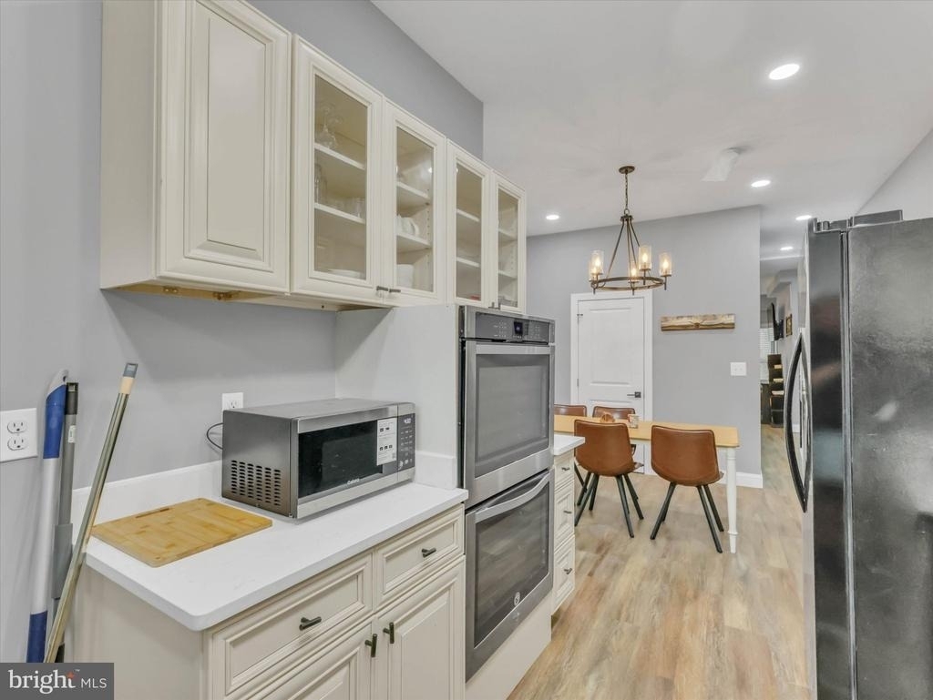 555 Presstman Street - Photo 10