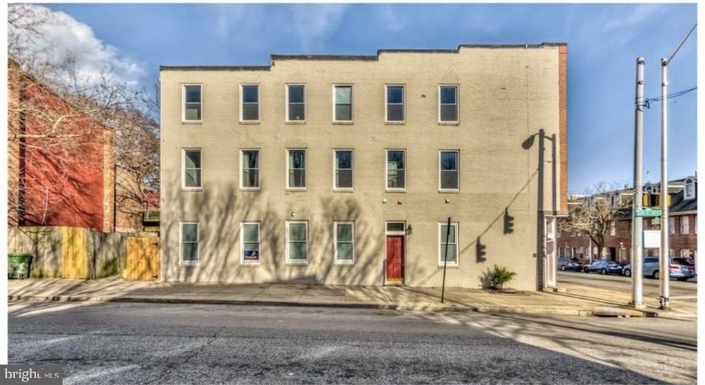 1046 W Lombard Street - Photo 17