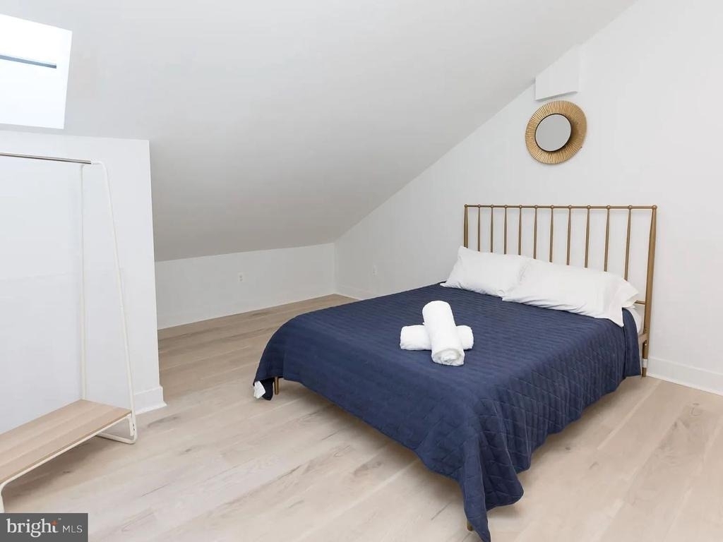 415 Saint Paul Street - Photo 8