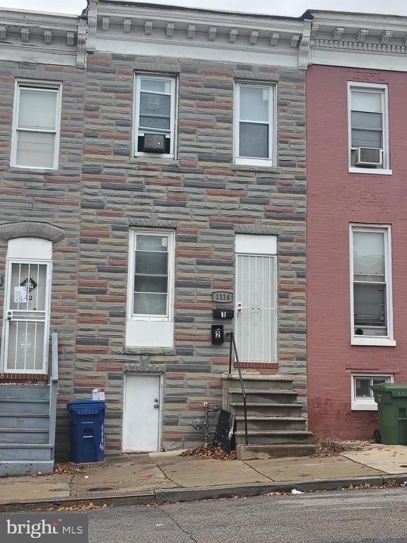 1114 N Bond Street - Photo 0