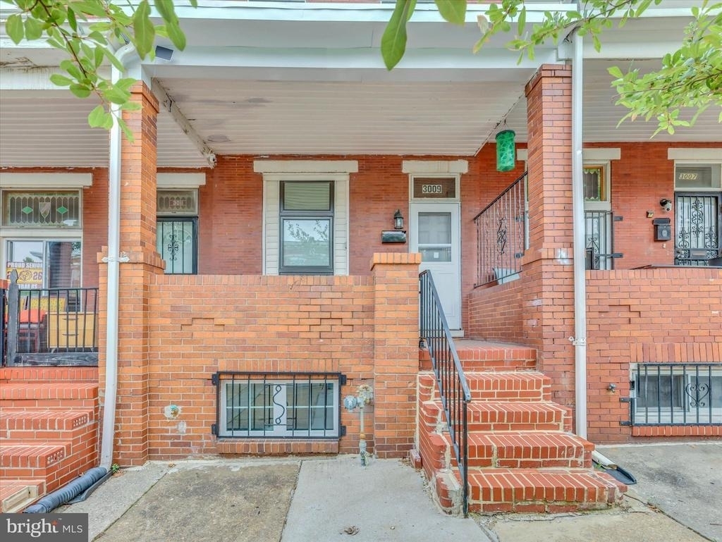 3009 Mcelderry Street - Photo 0