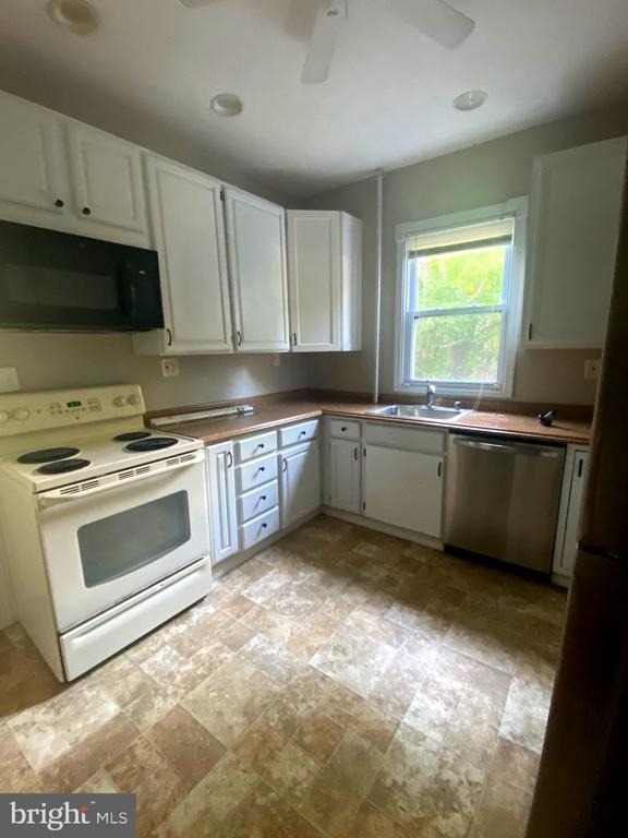 421 E Lake Avenue - Photo 6