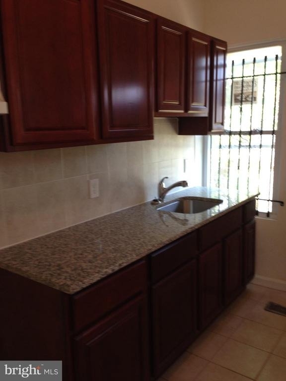 621 Linnard Street - Photo 10