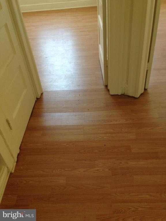 621 Linnard Street - Photo 2