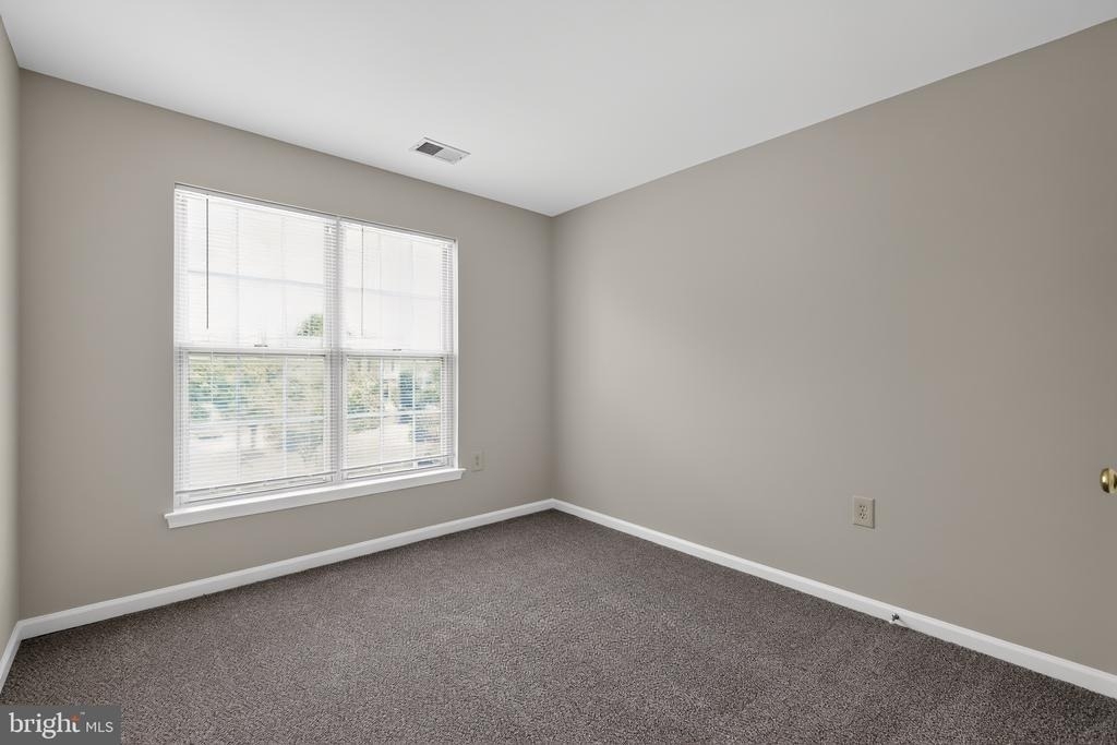 2434 Sandwich Court - Photo 17