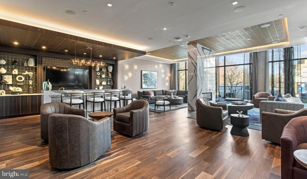 4000 Wisconsin Avenue Nw - Photo 2