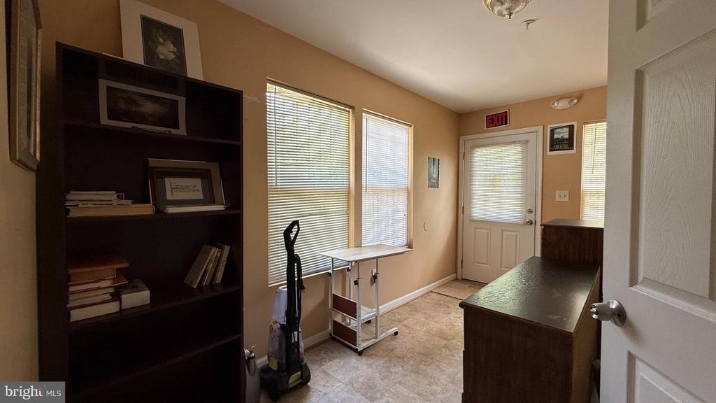5212 Astor Place Se - Photo 9