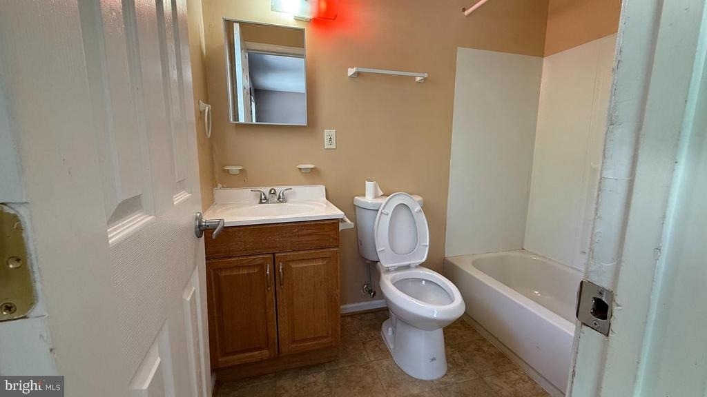 5212 Astor Place Se - Photo 15
