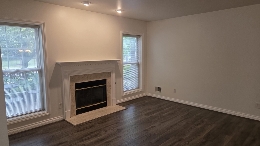 5722 Wellesley Lane - Photo 5