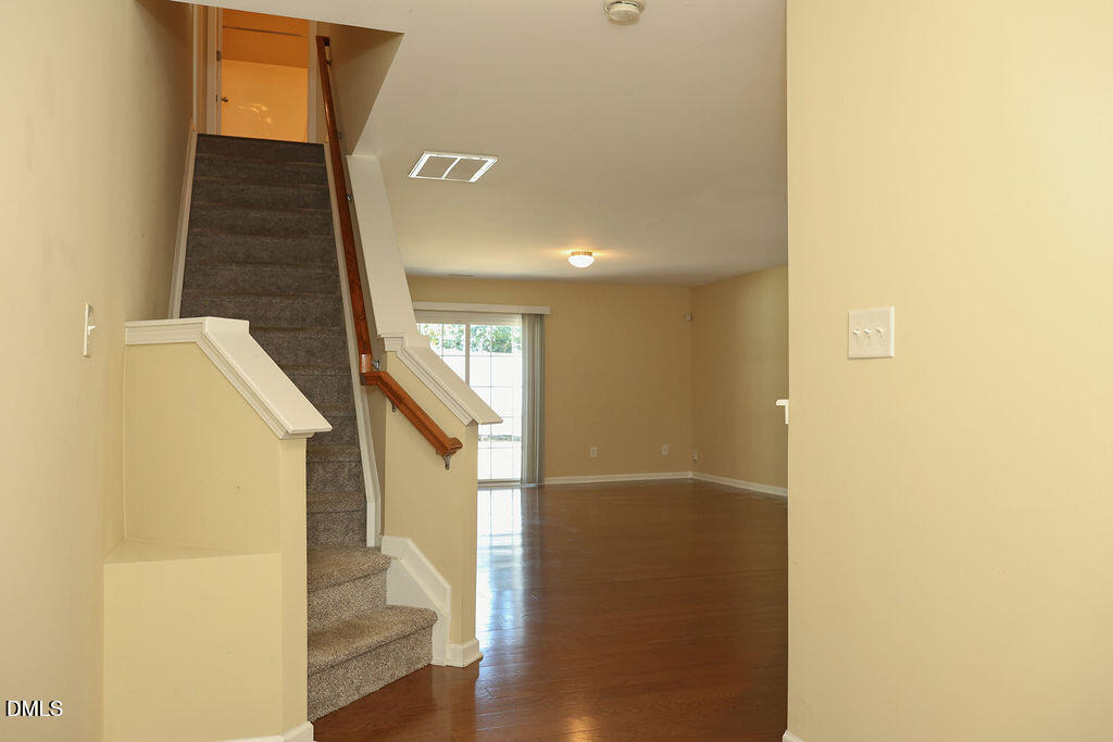 8843 Thornton Town Place - Photo 5