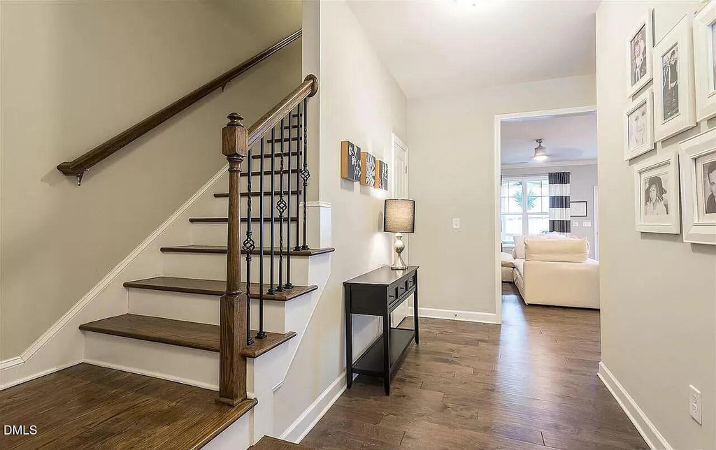 1743 Grandmaster Way - Photo 2