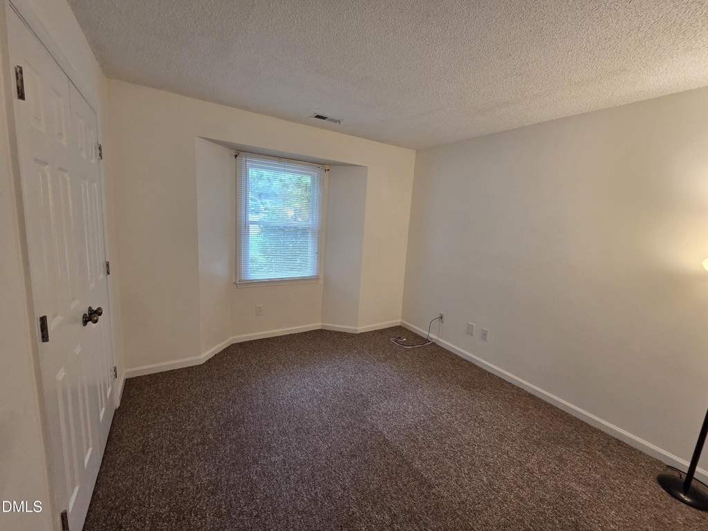 2011 Quaker Landing - Photo 4