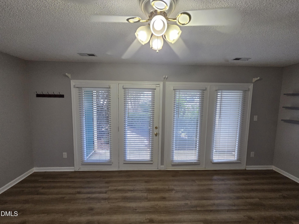 2011 Quaker Landing - Photo 1