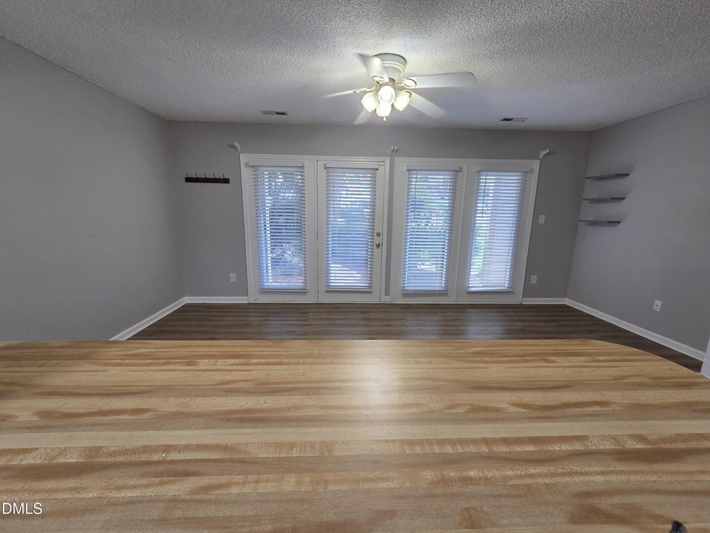 2011 Quaker Landing - Photo 2