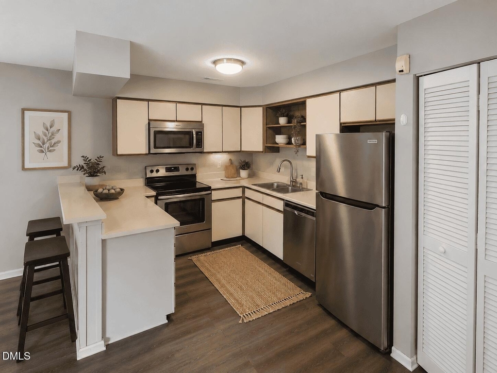 361 Summerwalk Circle - Photo 2