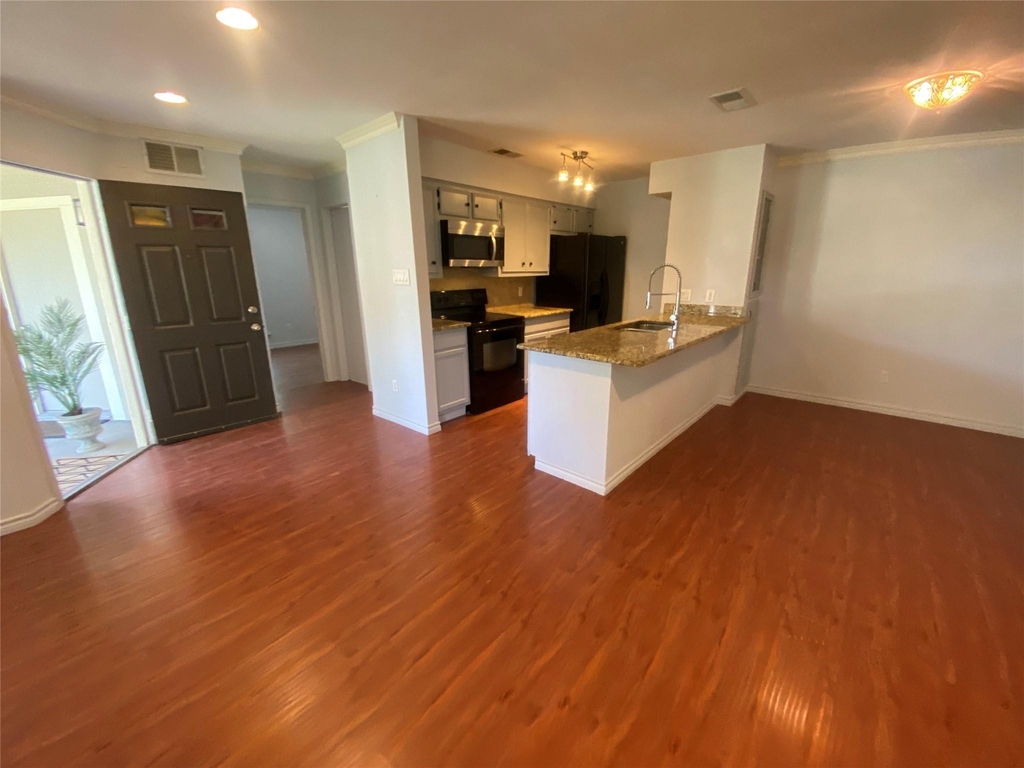 10616 Mellow Meadows Dr Mdws - Photo 3
