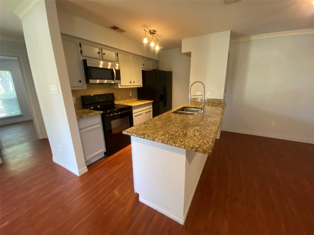 10616 Mellow Meadows Dr Mdws - Photo 4