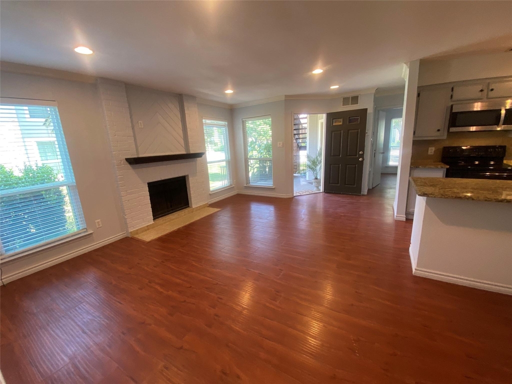10616 Mellow Meadows Dr Mdws - Photo 0