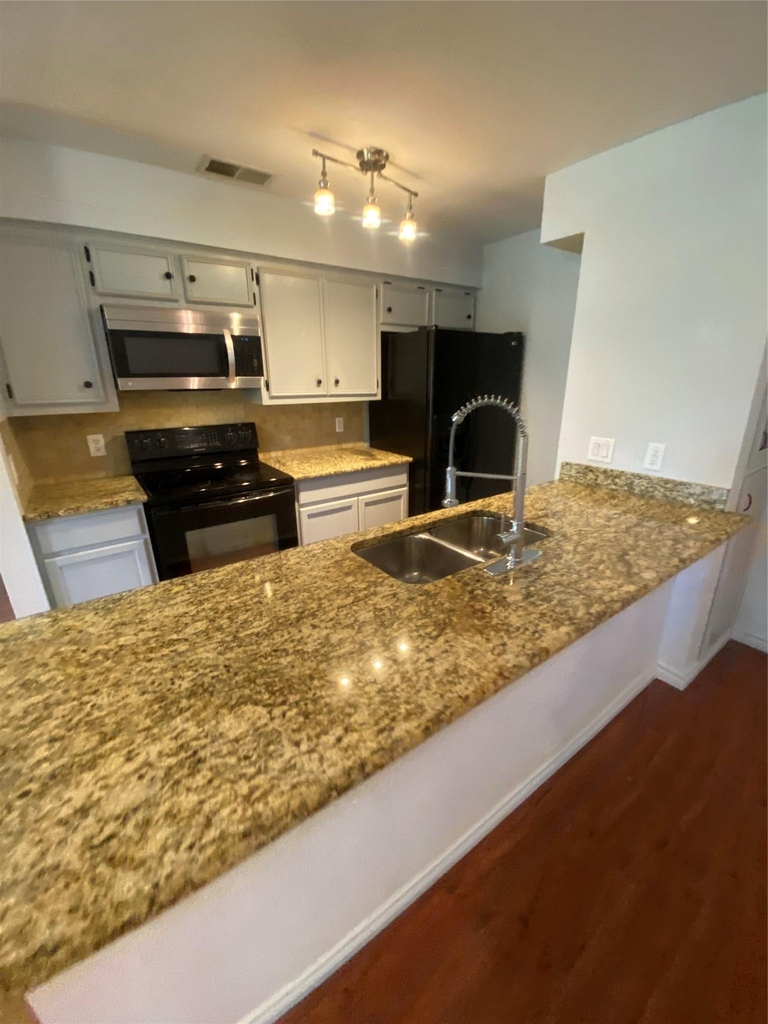 10616 Mellow Meadows Dr Mdws - Photo 32