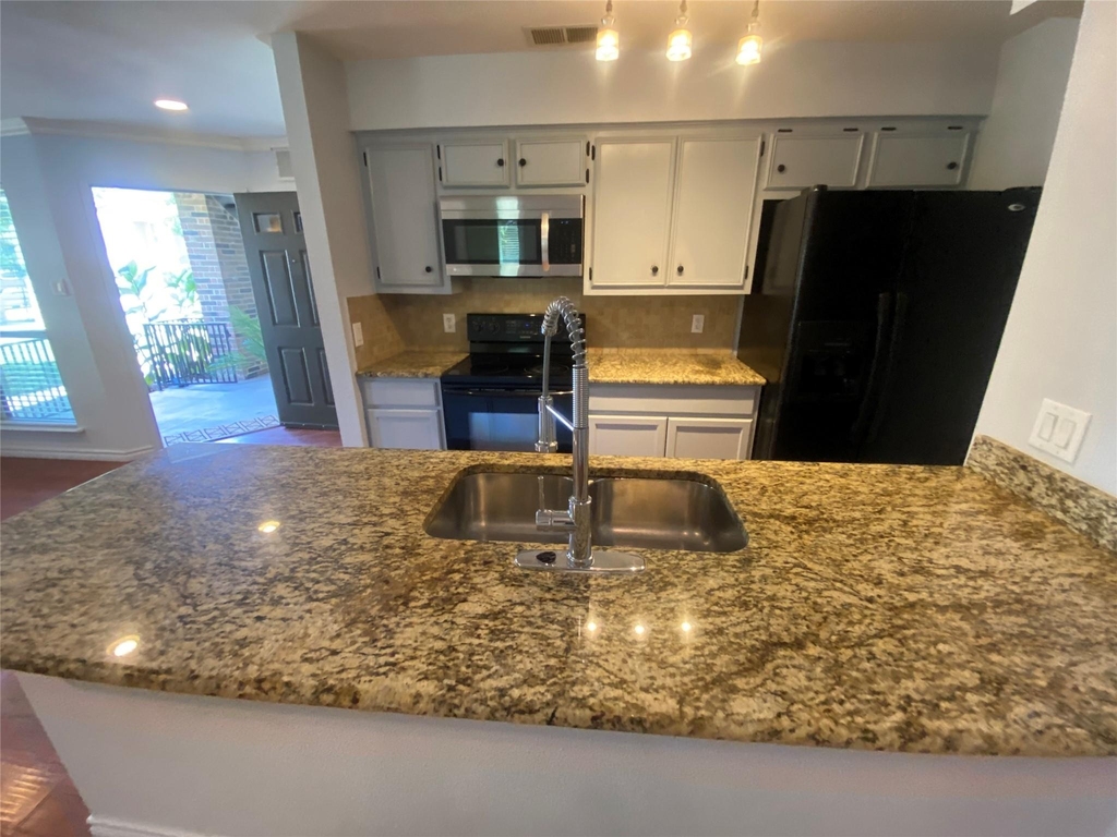 10616 Mellow Meadows Dr Mdws - Photo 6