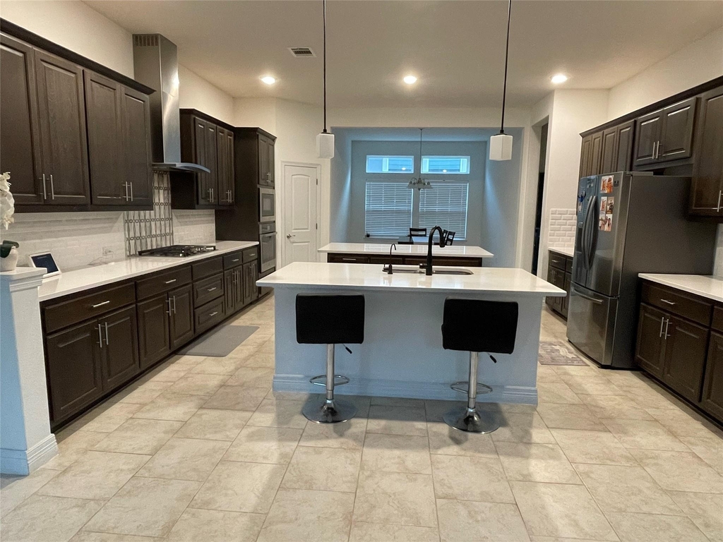 18001 Dufour Dr - Photo 6