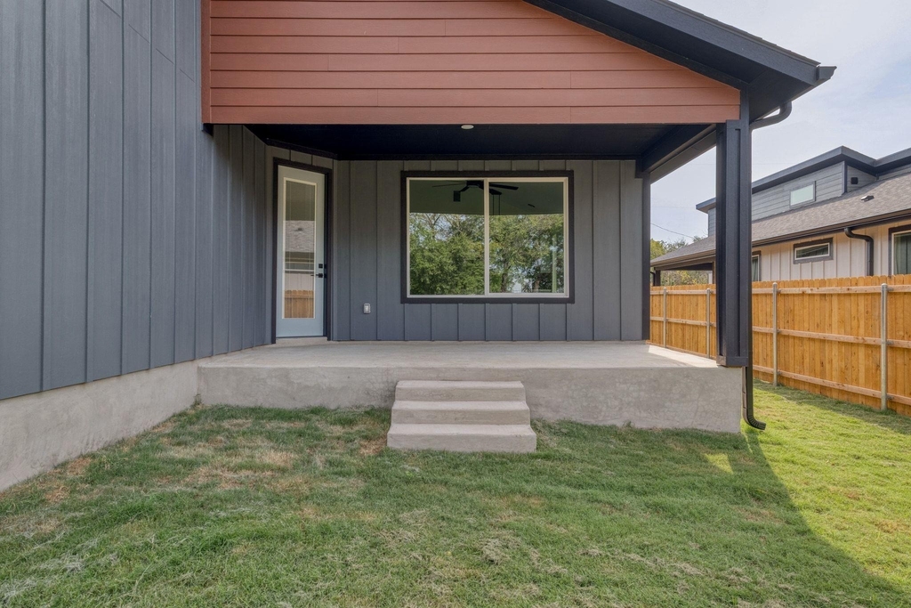 202 Washington St - Photo 24