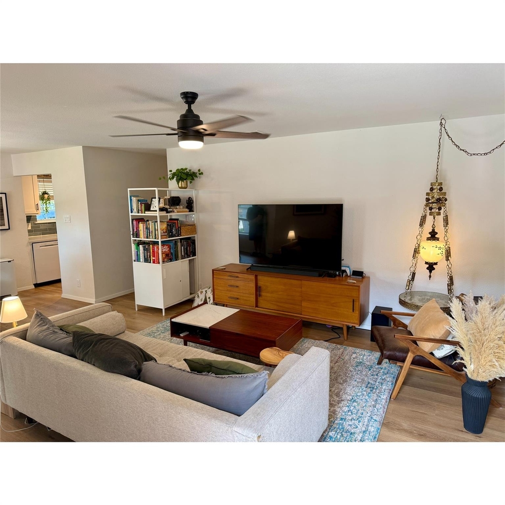 700 Nelray Blvd - Photo 11