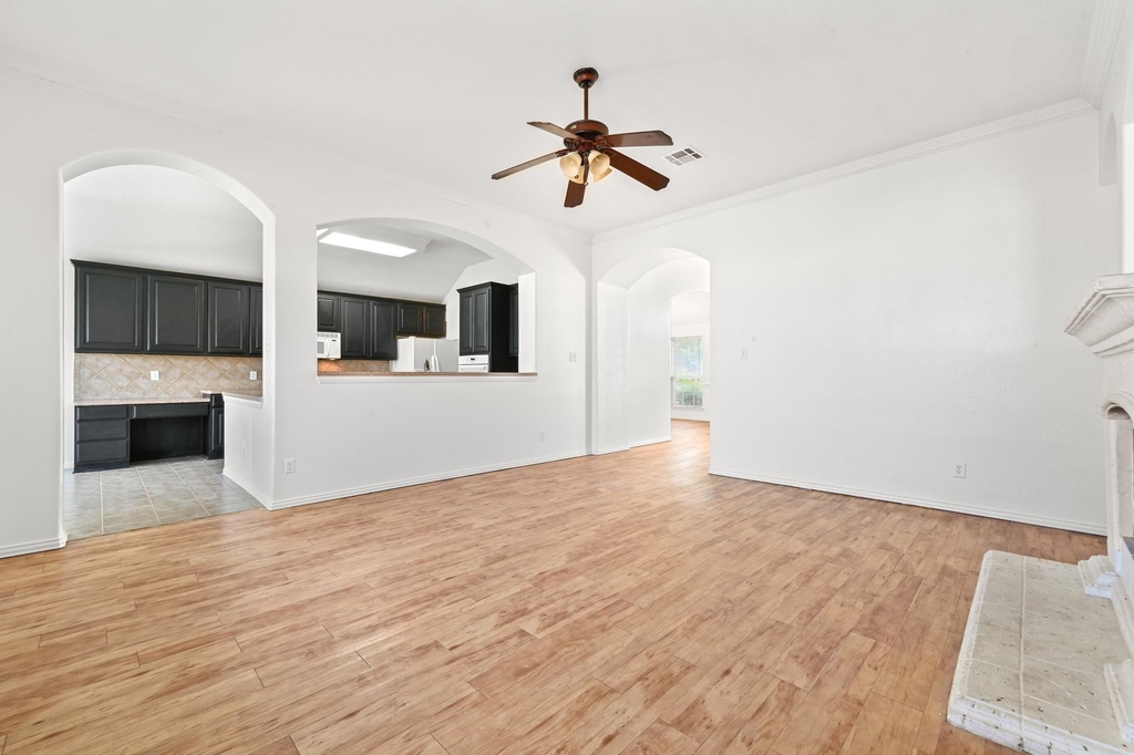 1665 Amberwood Loop - Photo 12