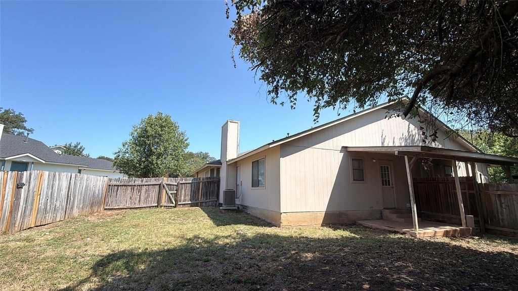 2301 Whitlow Cv - Photo 29