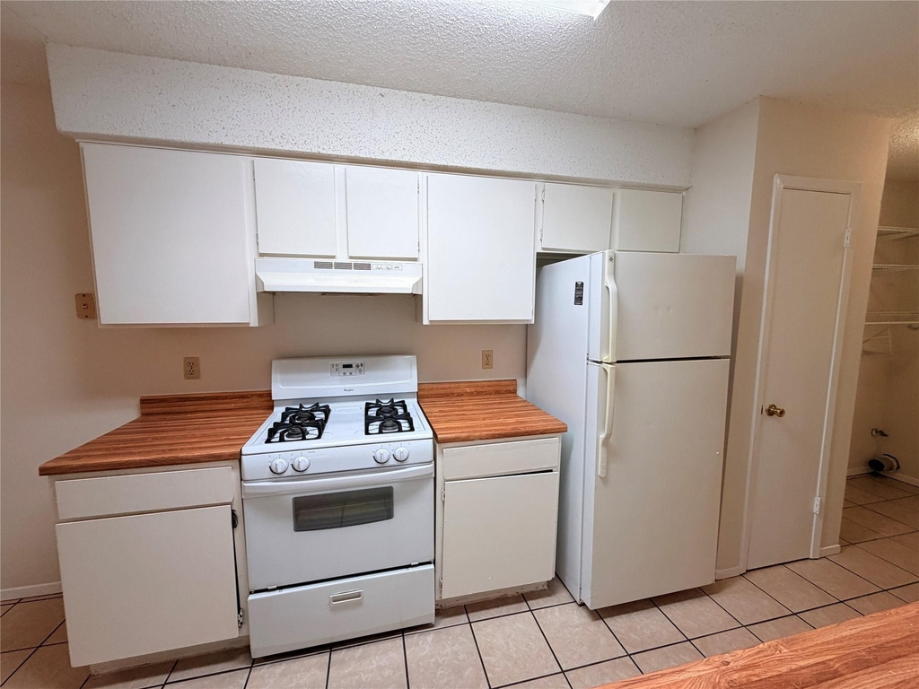 2301 Whitlow Cv - Photo 11