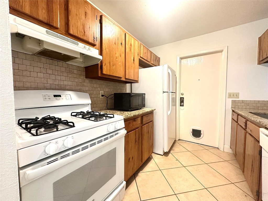 4510 Brown Bark Pl - Photo 5