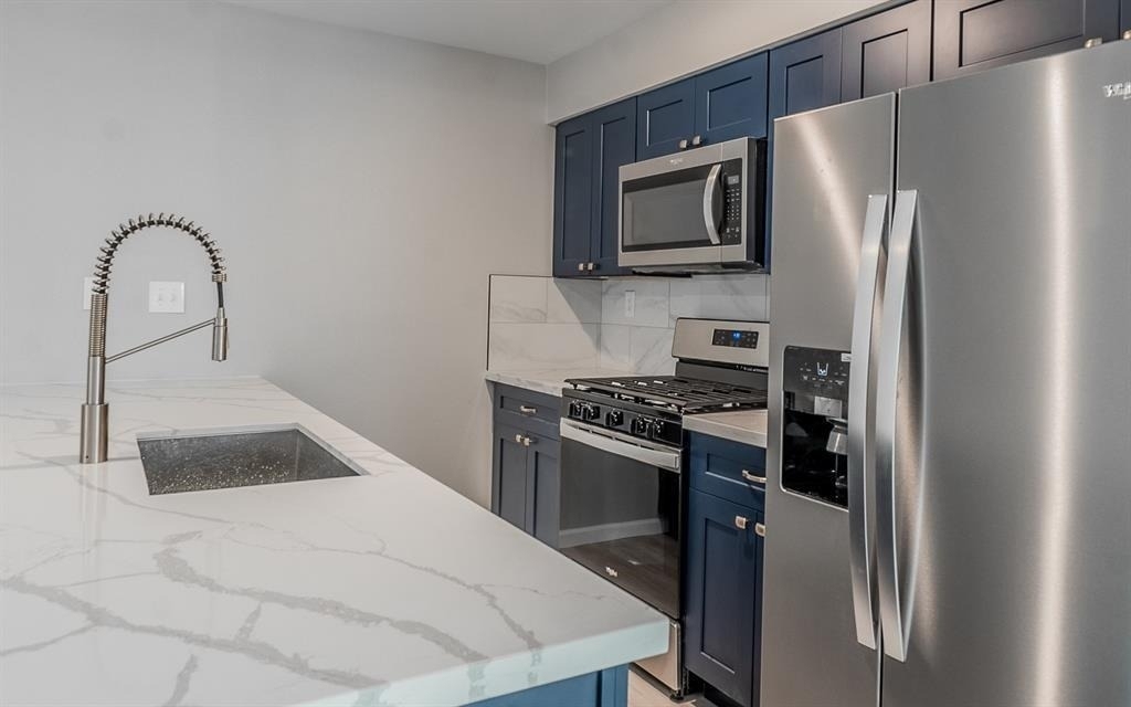915 Sirocco Dr - Photo 15