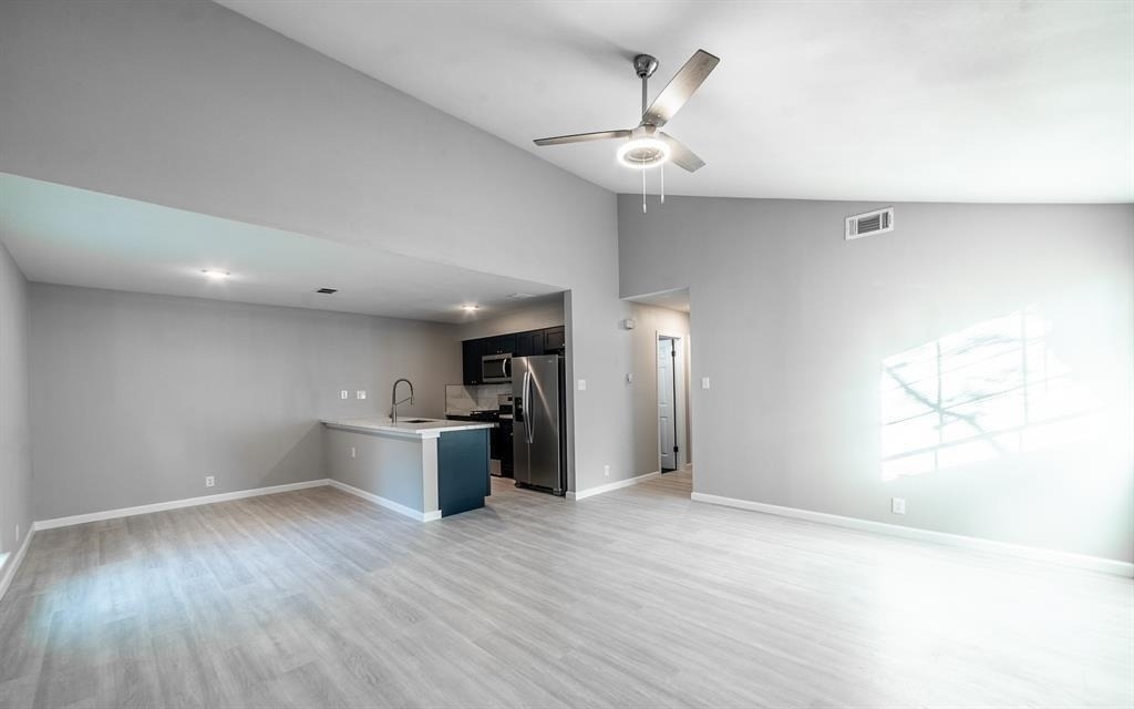915 Sirocco Dr - Photo 10