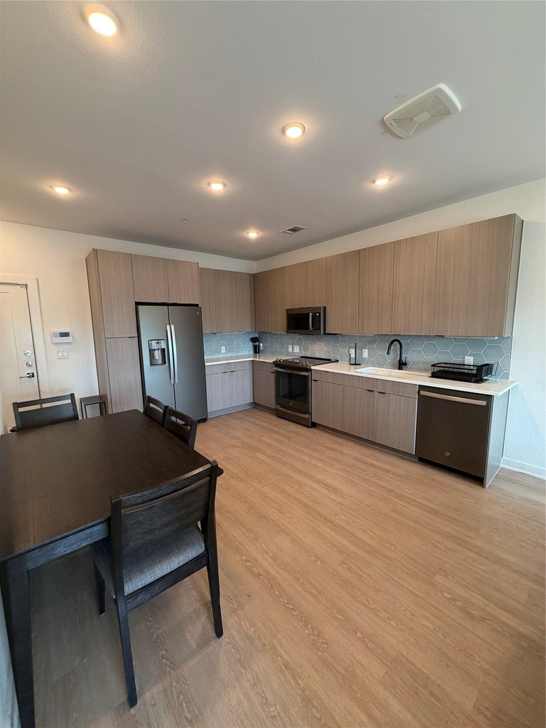 4802 S Congress Ave - Photo 2