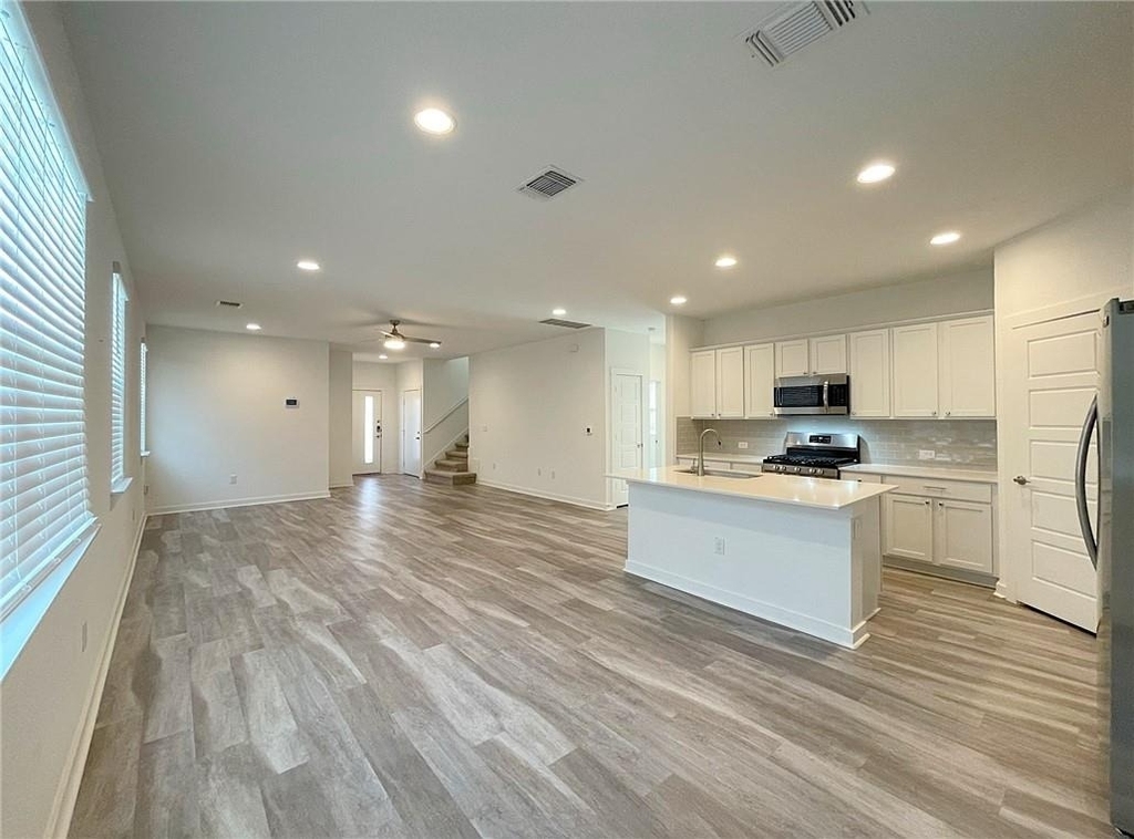 2316 Clemence Ln - Photo 7
