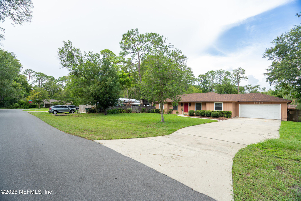 4909 Beige Street - Photo 2
