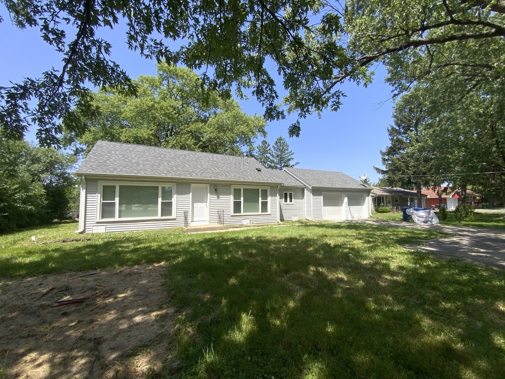 340 Sanders Road - Photo 2