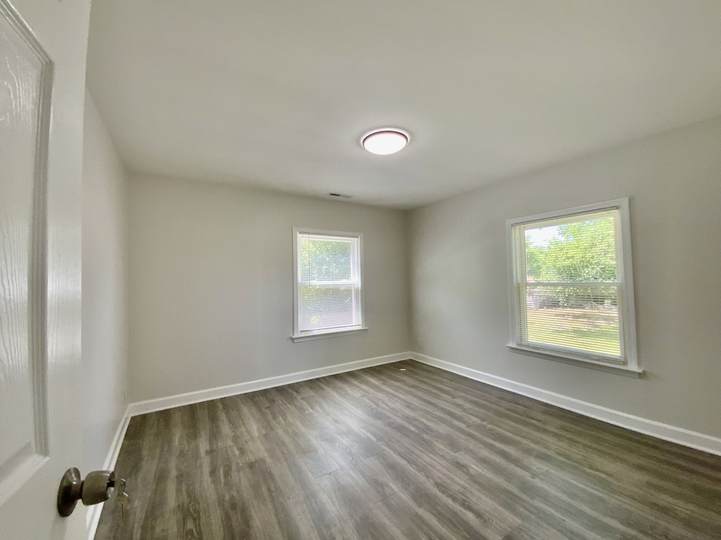 340 Sanders Road - Photo 12