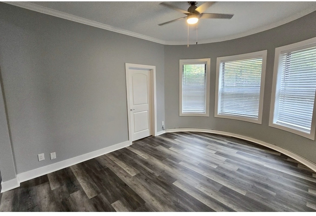 923 W Waveland Avenue - Photo 9